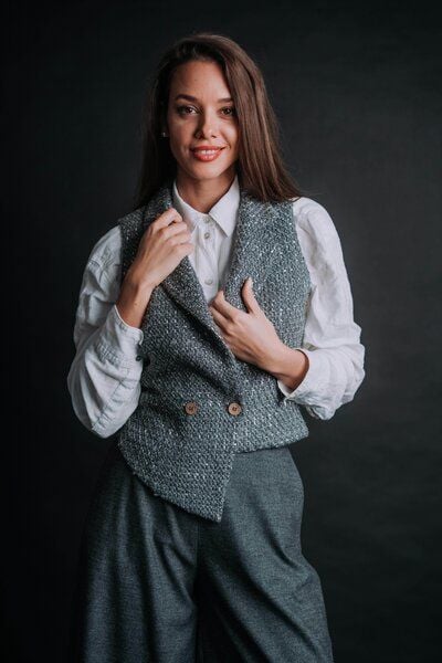 De IONESCU Die Weste „Crisana” aus 100 % Wolle von De IONESCU