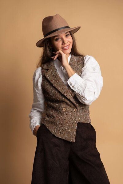 De IONESCU Die Weste „Crisana” aus 100 % Wolle von De IONESCU