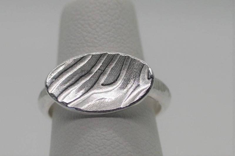 Strukturierte Sterling Silber Ring, Größe 5, Handgemacht Strukturierte Sterling Silber Ring, Größe 5, Handgemacht von DeDeMacDesigns
