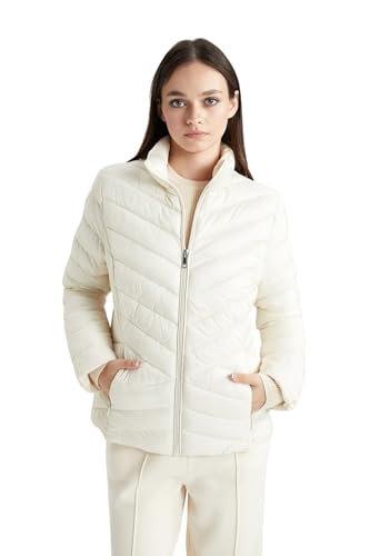 DeFacto Damen Winterjacke Jacke Mantel - Stilvolle Damenbekleidung für die kalte Jahreszeit - Eleganter Wintermantel für Damen in langer Ausführung Regular Fit W/O Hoodie von DeFacto