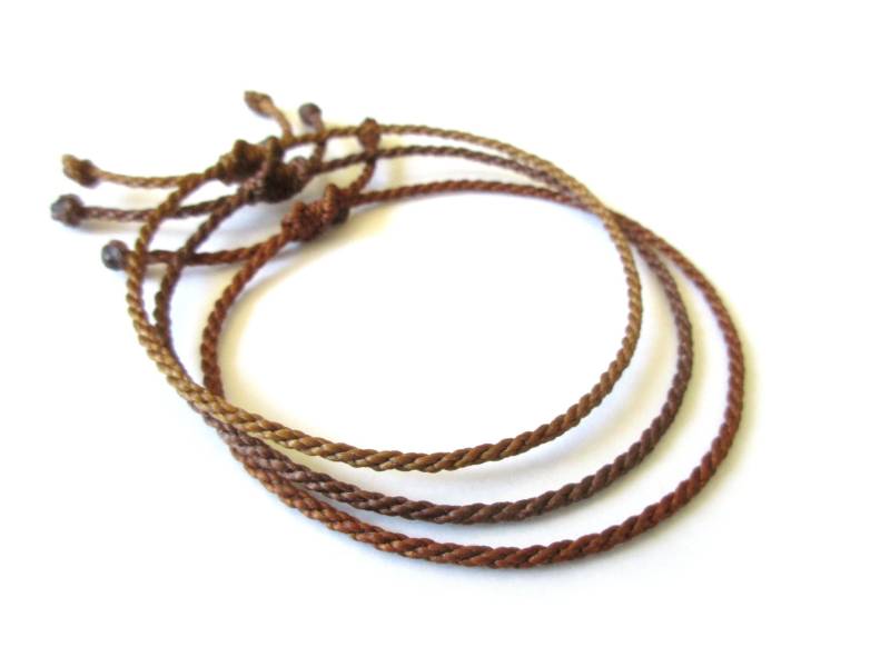 x3 Seil Armband Braun | 2 Mm Dünnes Rundseil Geflochten Mit Wachsfaden Schiebeknoten Und Wasserdicht #x3C von DeFilEnBracelet