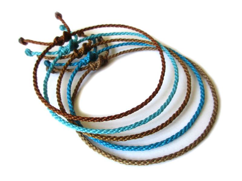 x5 Seil Armband Blau Braun | 2 Mm Dünnes Rundseil Geflochten Mit Wachsfaden Schiebeknoten Und Wasserdicht #x5E von DeFilEnBracelet