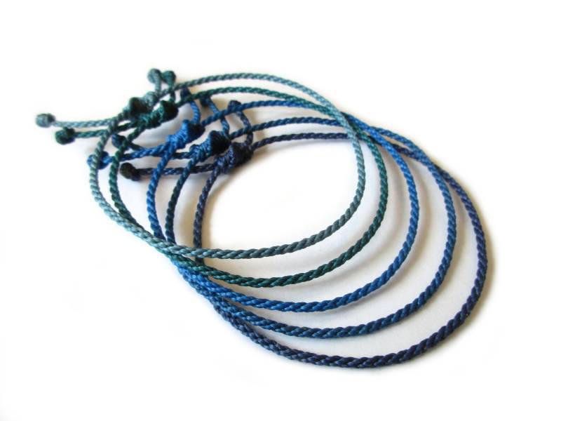 x5 Seil Armband Dunkelblau | 2 Mm Dünnes Rundseil Geflochten Mit Wachsfaden Schiebeknoten Und Wasserdicht #x5C von DeFilEnBracelet
