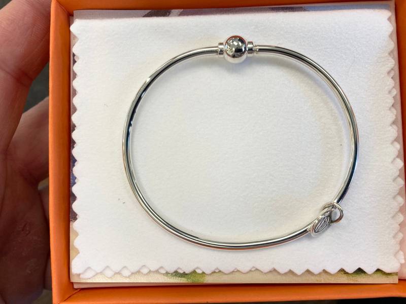 Cape Cod Armreif Silber von DeGrandpreJewelers