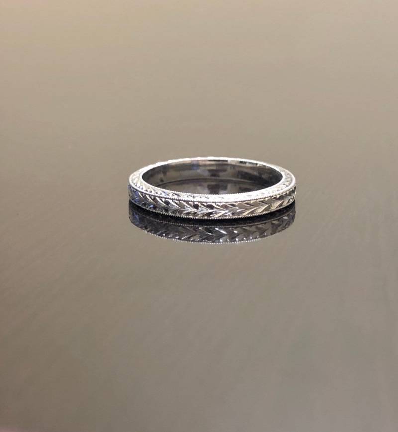 Vintage Style Art Deco Platin Vollständig Handgravierter Verlobungsring - Antikes Design Doppelblattmotiv Gravierter Platin-Ehering von DeKaraDesigns