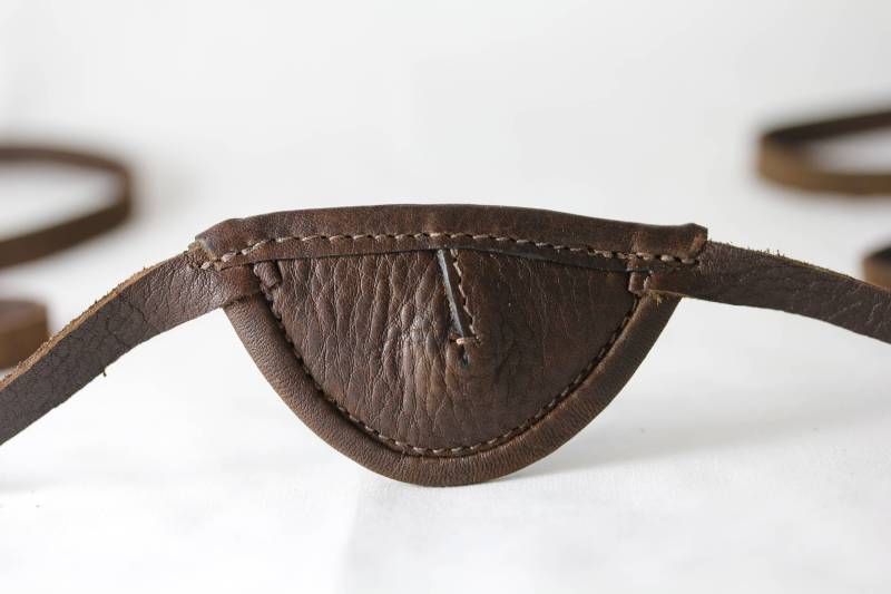 Schlanke, Braune, Gewölbte - Augenklappe Aus Leder von DeSantisLeatherGoods