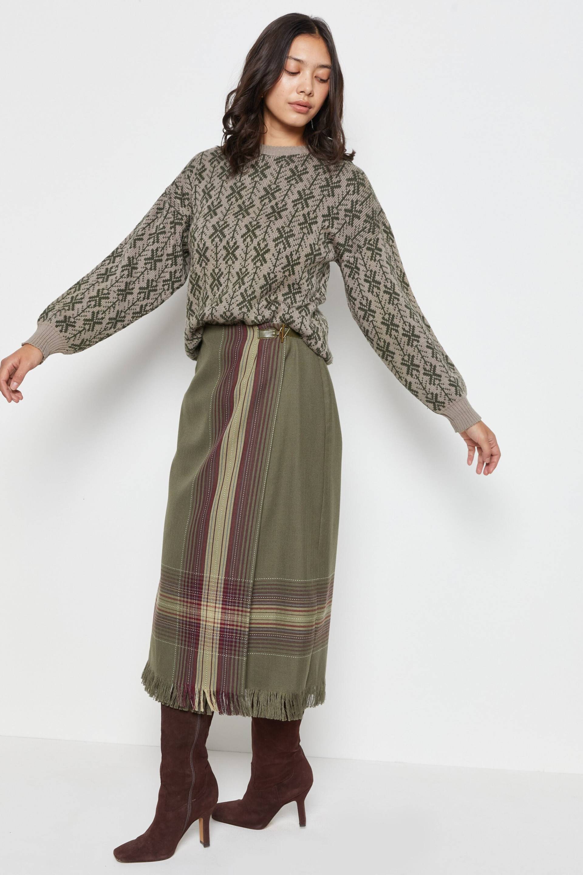 80Er Jahre Oliv Graphic Snowflake Crew Sweater L von DeadByrdVintage