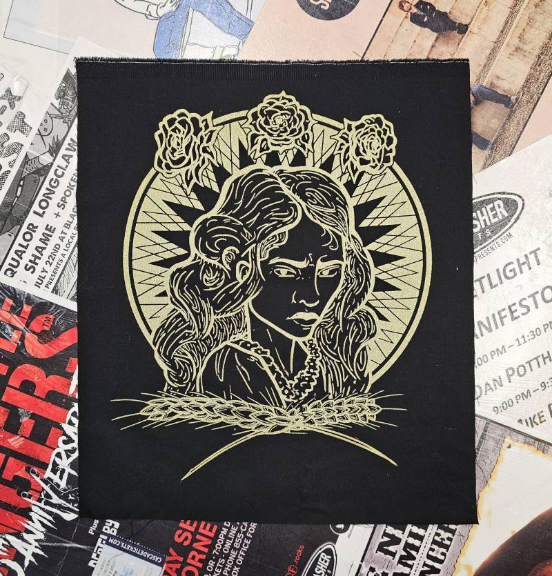 Lawworness Strike - Screened Punk Rückseite Bügelbild | Arbeit Einspruch Politisch Geschichte Folklore Metall Kampfjacke von DeadGiants