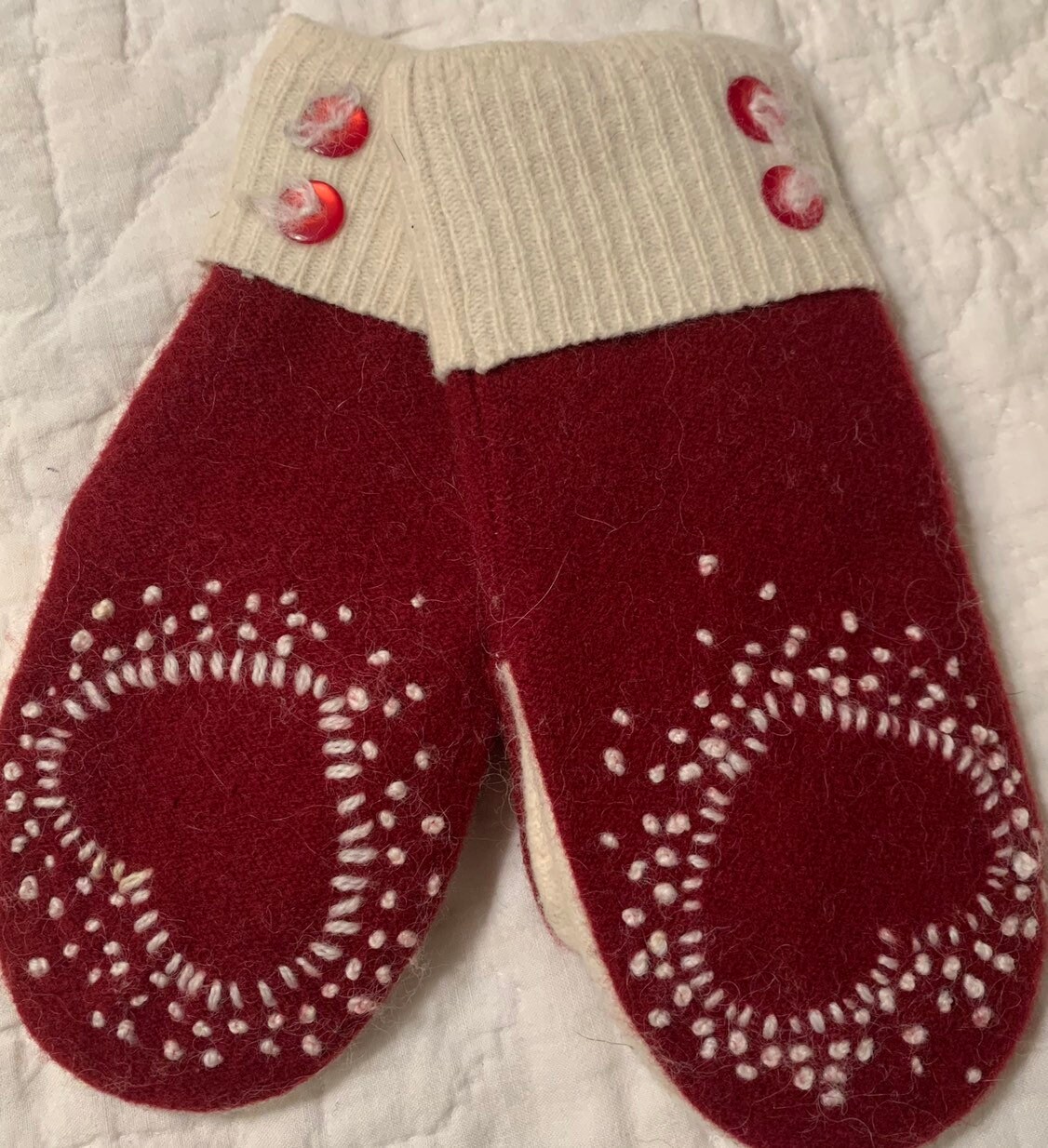 A30 Schöne Hand Bestickt Gefilzte Wolle Handschuhe Gefüttert Mit Fleece Größe Extra Klein von DeannesOriginals