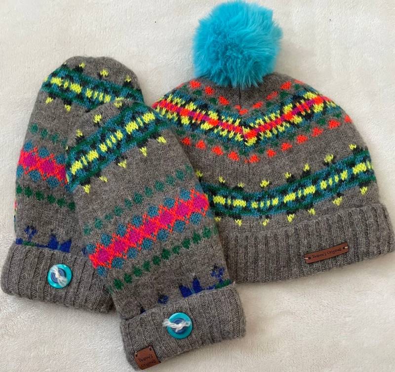 Mütze Und Fäustlinge Im Set Größe S, Handgefilzt Aus Wolle von DeannesOriginals