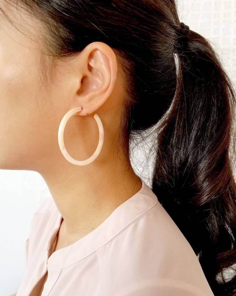 Sophia Tortoise Schildpatt Hoop Ohrringe, Leichte Creolen, Schlichte Ohrringe Sophia Tortoise Schildpatt Hoop Ohrringe, Leichte Creolen, Schlichte Ohrringe von DearSoho