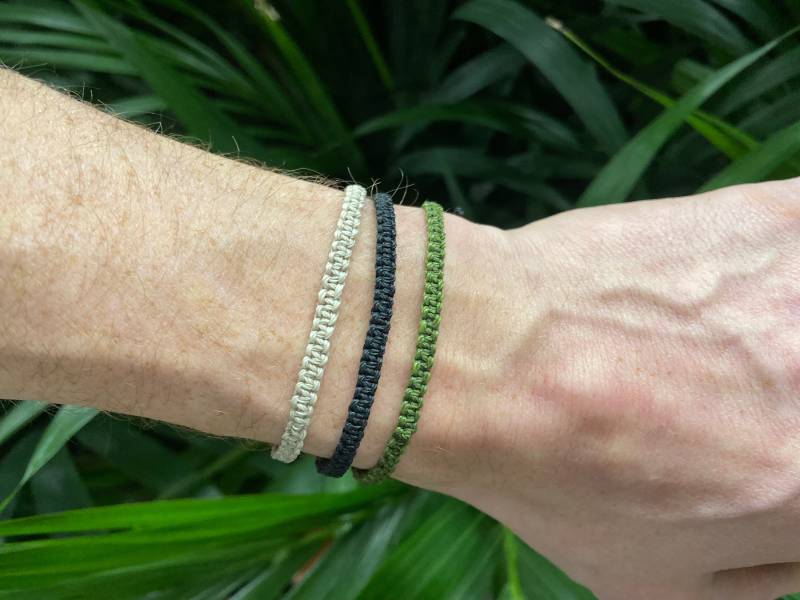 Mikro Makramee Armband Unisex Schlicht Schmuck Für Männer Und Frauen Farbauswahl Männerarmband Weihnachtsgeschenk Geburtstag von Deashippiejewelry