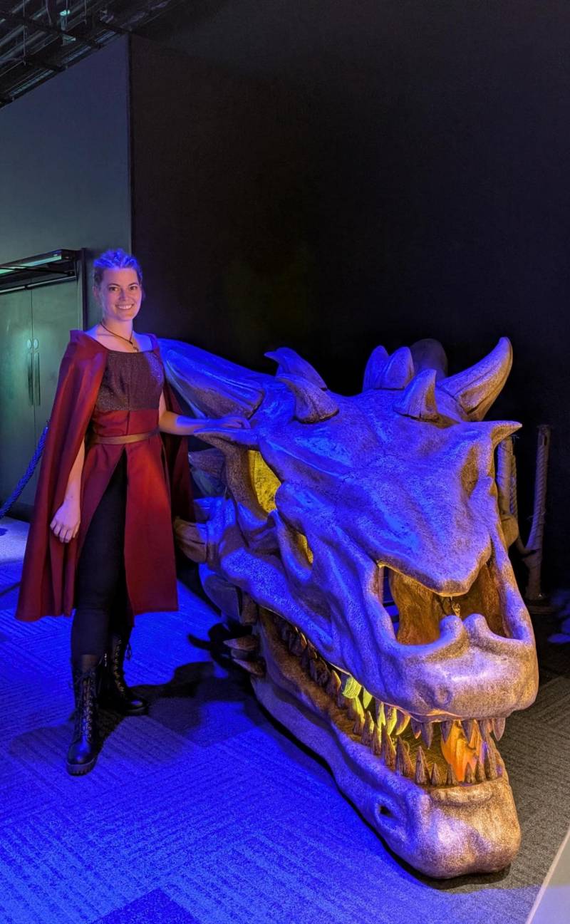Daenerys Bounding Daenerys Bounding von Debbinsky