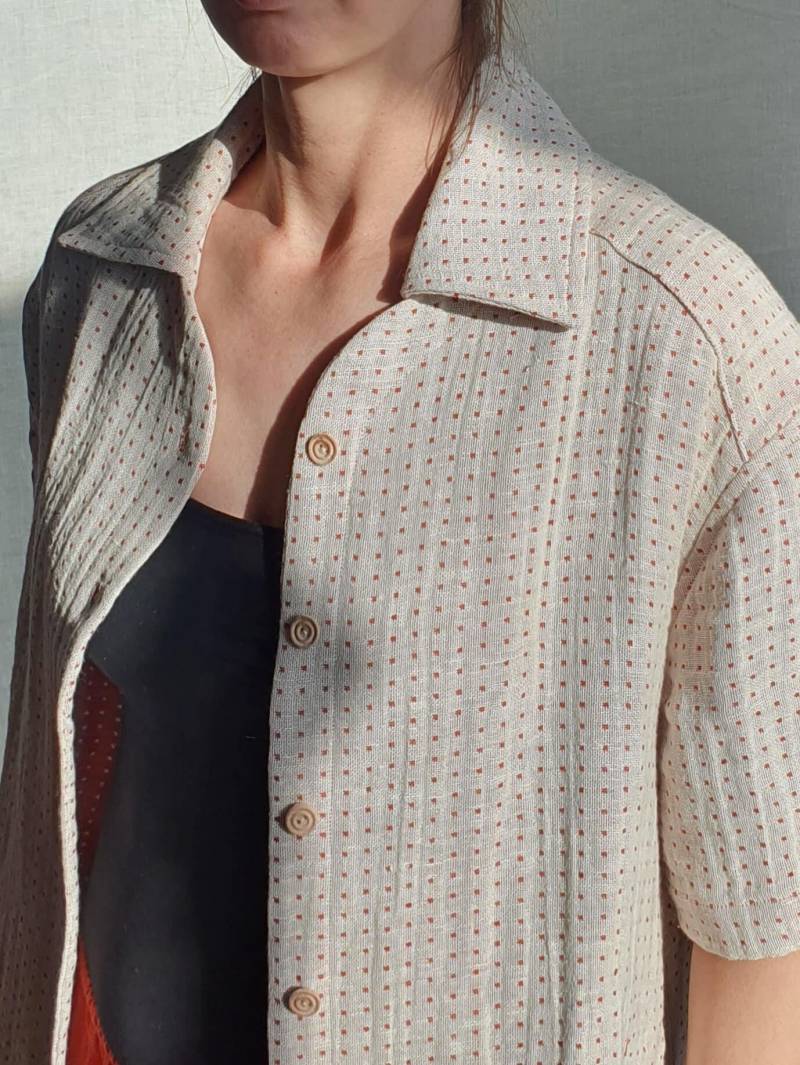 Leinenhemdjacke Kurzarm, Schweres Leinenhemd Punktmuster, Übergroßes Oberteil Für Frauen, Lockere Bluse von DebesyClothes
