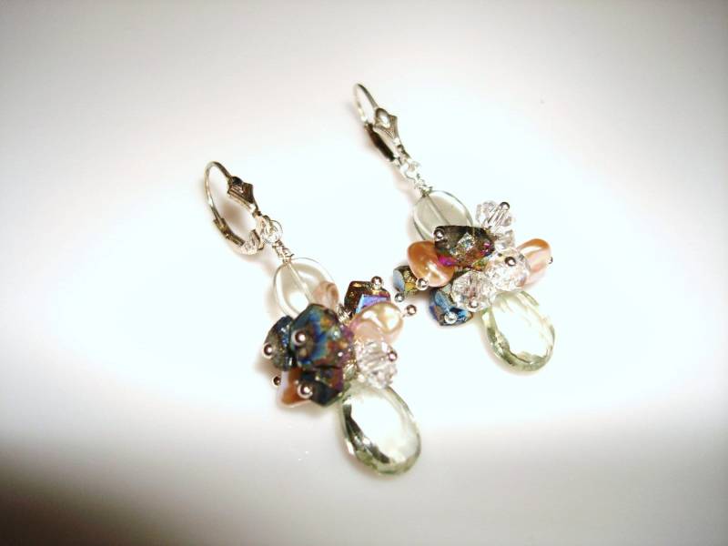 Edelstein Ohrringe Prasiolith Amethyst Chalkopyrit Kristall Und Perlen von DeborahDurikDesigns