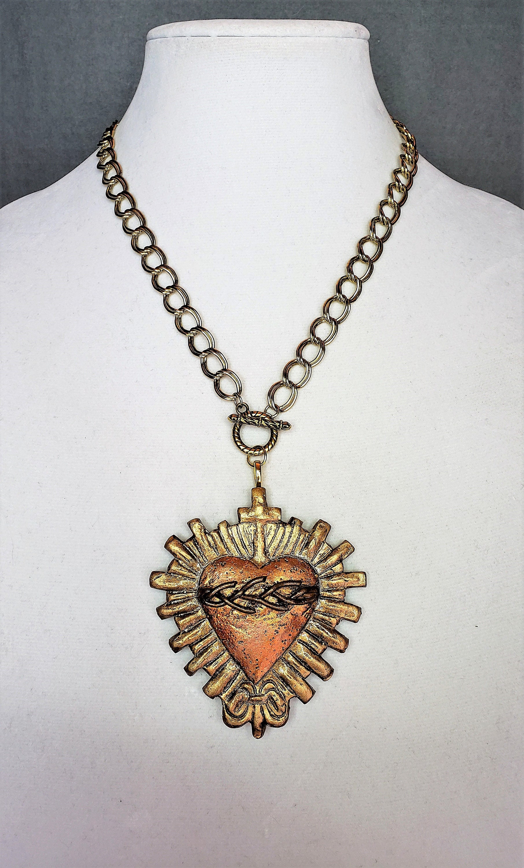 Sacred Heart Iii Anhänger Halskette Sacred Heart Iii Anhänger Halskette von DeborahKCreations