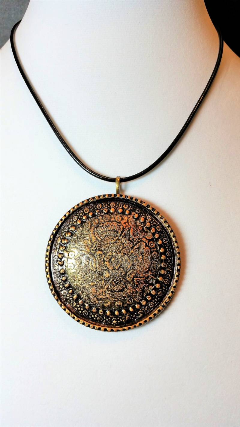 Uralte Prägungen Anhänger Halskette von DeborahKCreations