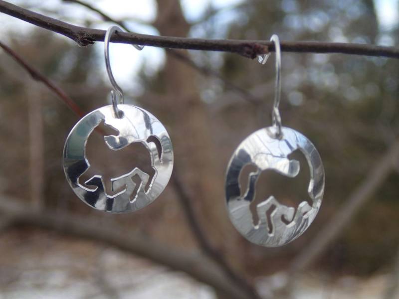Tanzendes Pferd Ohrringe von DeborahLaun
