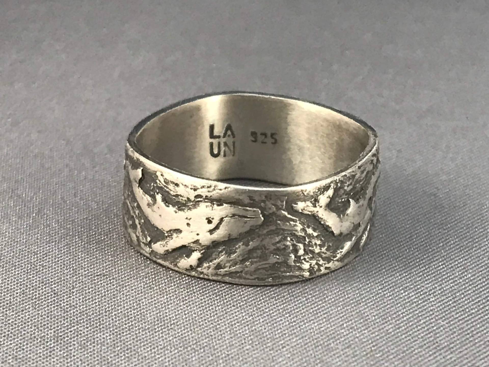 Wal Ring - Quadrat Handgemachter Kunst Schmuck von DeborahLaun