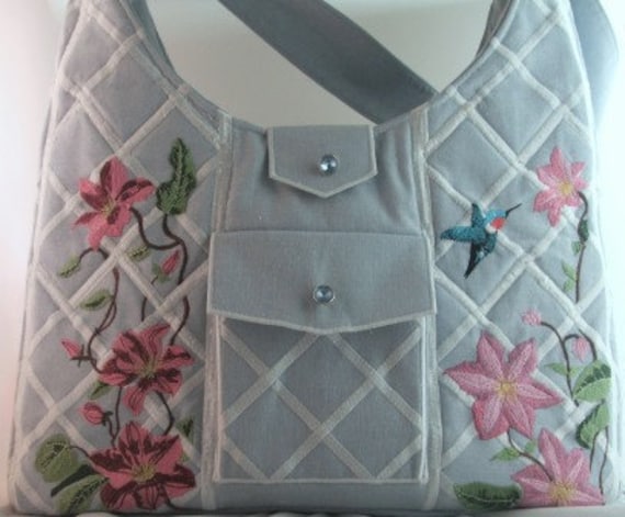 Handtasche, Clematis, Rankgitter, Bestickt, Auf Bestellung Gefertigt von DebsCustomCreations