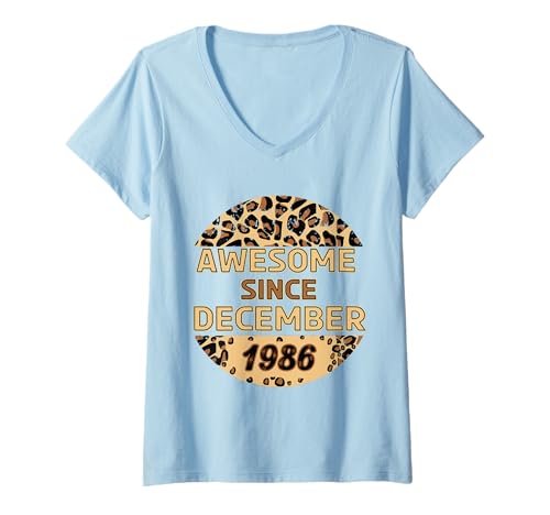 Damen Fantastisch seit Dezember 1986 Leopard Print Dezember Birthday T-Shirt mit V-Ausschnitt Damen Fantastisch seit Dezember 1986 Leopard Print Dezember Birthday T-Shirt mit V-Ausschnitt von December Leopard Print Awesome Since December 1986