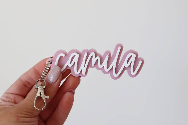 Benutzerdefinierte Name Schlüsselbund | Retro Acryl Schlüssel Rucksack Namensschild Windel Taschenanhänger Kinder Personalisierte von DecoAndVinyl