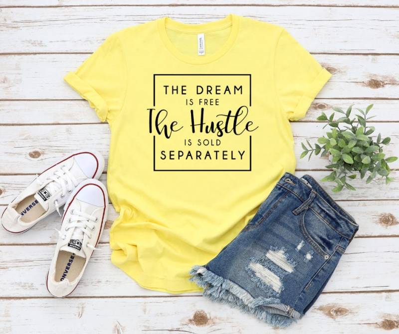 Der Traum Ist Frei Die Hustle Separat Verkauft - Unisex Jersey Kurzarm-T-Shirt von DecoExchange