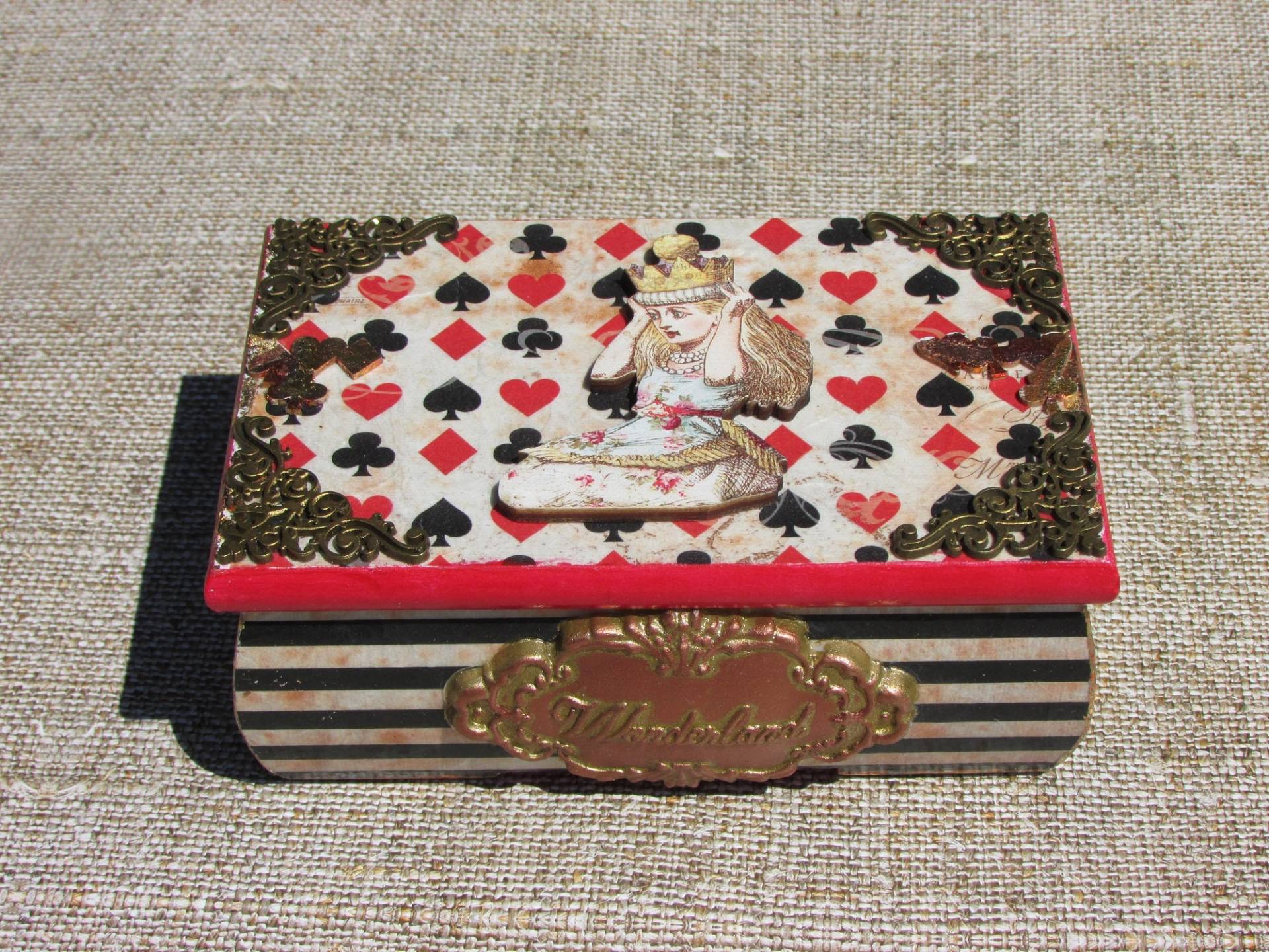 Schmuckschatulle "Alice in Wunderland" Schmuckschatulle "Alice in Wunderland" von Decooasis