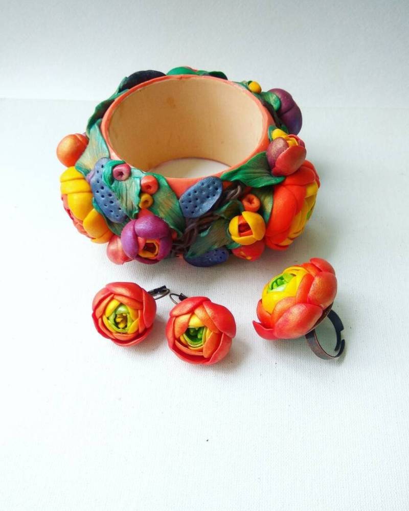 Orangefarbenes Damen-Schmuckset Aus Fimo Mit Handgeformten Blumen von DecorElegancy