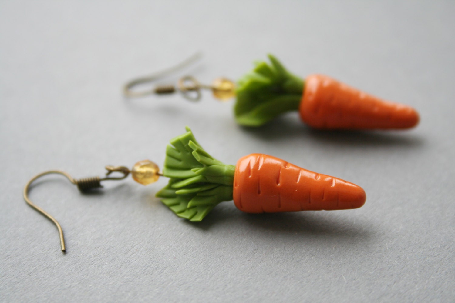 Handgemachte Karotten-Ohrringe Aus Polymer Clay Schmuck Geschenk Zu Ostern Handgemachte Karotten-Ohrringe Aus Polymer Clay Schmuck Geschenk Zu Ostern von DecorUA