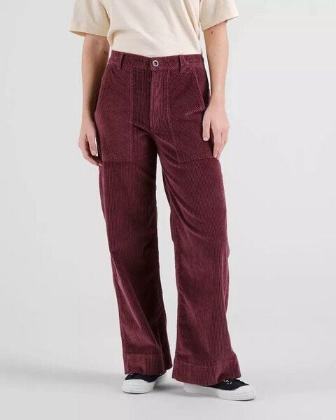 DEDICATED Cord Hose Vara Corduroy - Fig Red DEDICATED Cord Hose Vara Corduroy - Fig Red von Dedicated