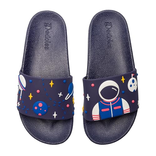 Dedoles Badeschuhe & Hausschuhe Damen Herren & Kinder Badesandalen lustige Designs Bücher Kaffee Party Pizza Fuchs Bär Lama Wolken Geschenk, Farbe: Astronaut, Gr.: 32 EU von Dedoles