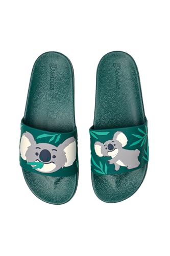Dedoles Badeschuhe & Hausschuhe Damen Herren & Kinder Badesandalen lustige Designs Bücher Kaffee Party Pizza Fuchs Bär Lama Wolken Geschenk, Farbe: Grün, Motiv: Koala und Blätter, Gr. 45 Dedoles Badeschuhe & Hausschuhe Damen Herren & Kinder Badesandalen lustige Designs Bücher Kaffee Party Pizza Fuchs Bär Lama Wolken Geschenk, Farbe: Grün, Motiv: Koala und Blätter, Gr. 45 von Dedoles