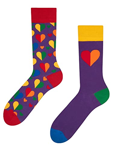 Dedoles Socken Regular normale Höhe Unisex Damen Herren Baumwolle viele lustige Designs Weihnachtssocken 1 Paar, Farbe Lila, Motiv Regenbogenherzen, Gr. 39-42 von Dedoles