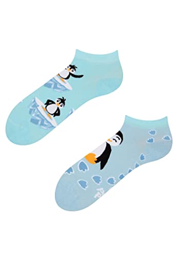 Dedoles Sneaker Socken Low Cut Füßlinge Unisex Damen Herren Baumwolle lustiges Design Geschenk links rechts verschieden, Farbe Blau, Motiv Fröhlicher Pinguin Knöchelsocken, Gr. 39-42 von Dedoles