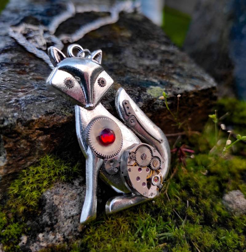 Fuchs Schmuck Halskette Vintage Anhänger Steampunk Hund Silber Totem Tier Statement Talismam Geschenk Amulett Foxy Für Männer Frauen Steam Punk von Dedovashop