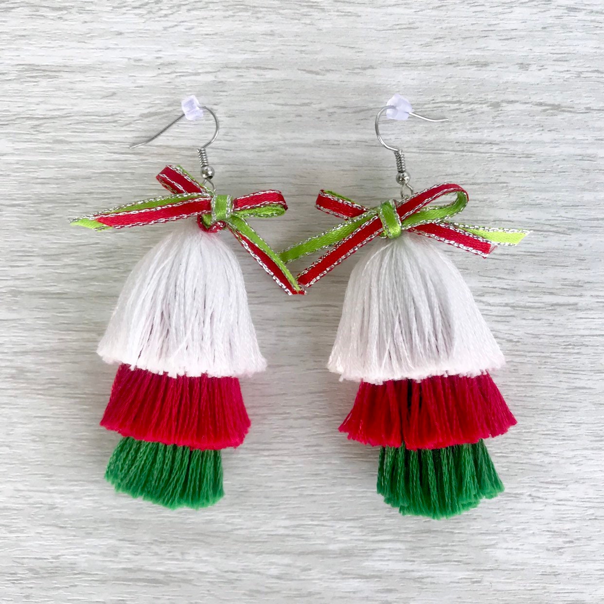 Weihnachtsohrringe - 3 Tier Ombre Feiertags Schmuck Weihnachtsohrringe - 3 Tier Ombre Feiertags Schmuck von DeeDeeUniques