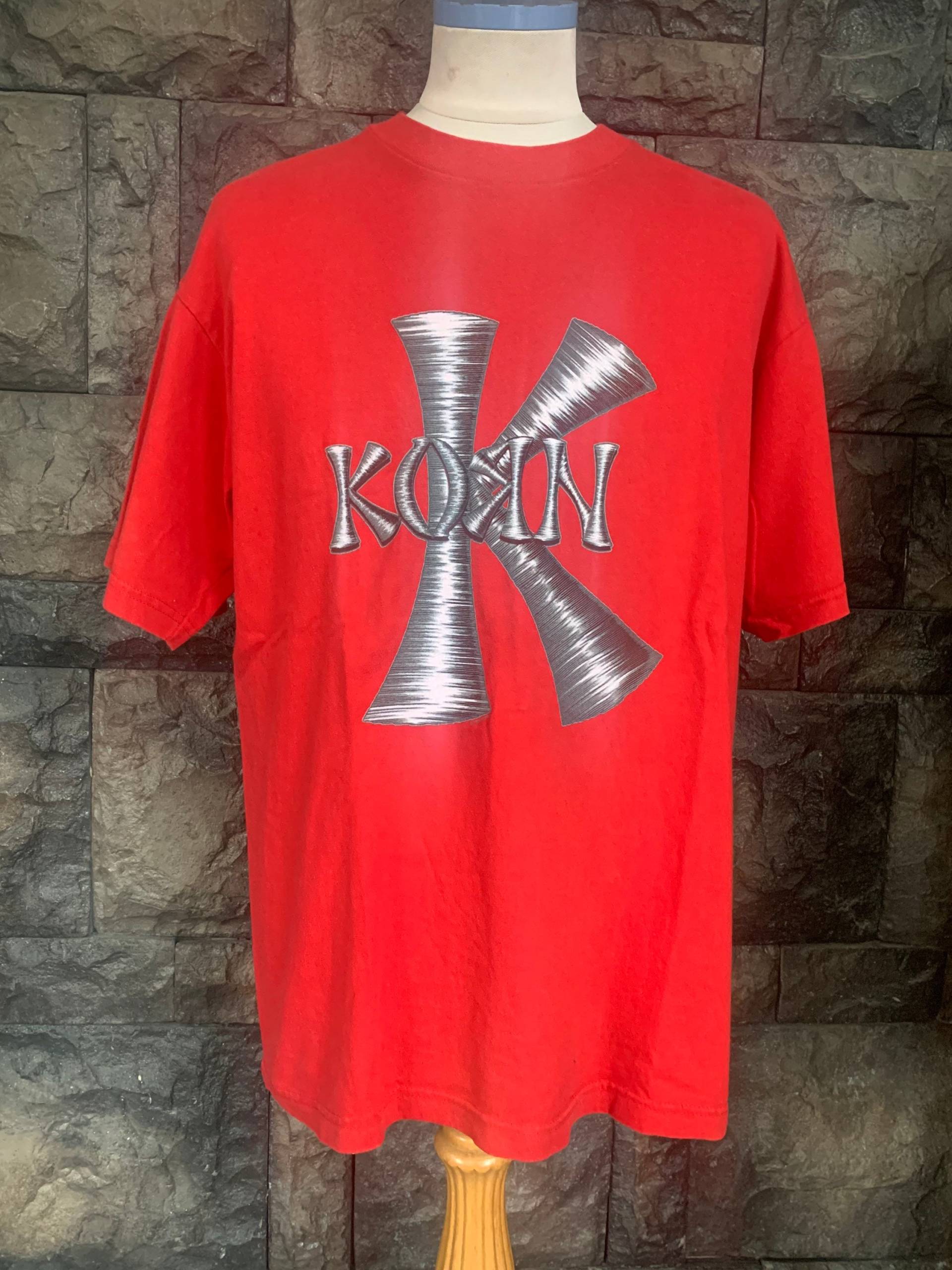 Vintage 90Er Jahre Korn Follow Theleader Band T Shirt von DeejaArt
