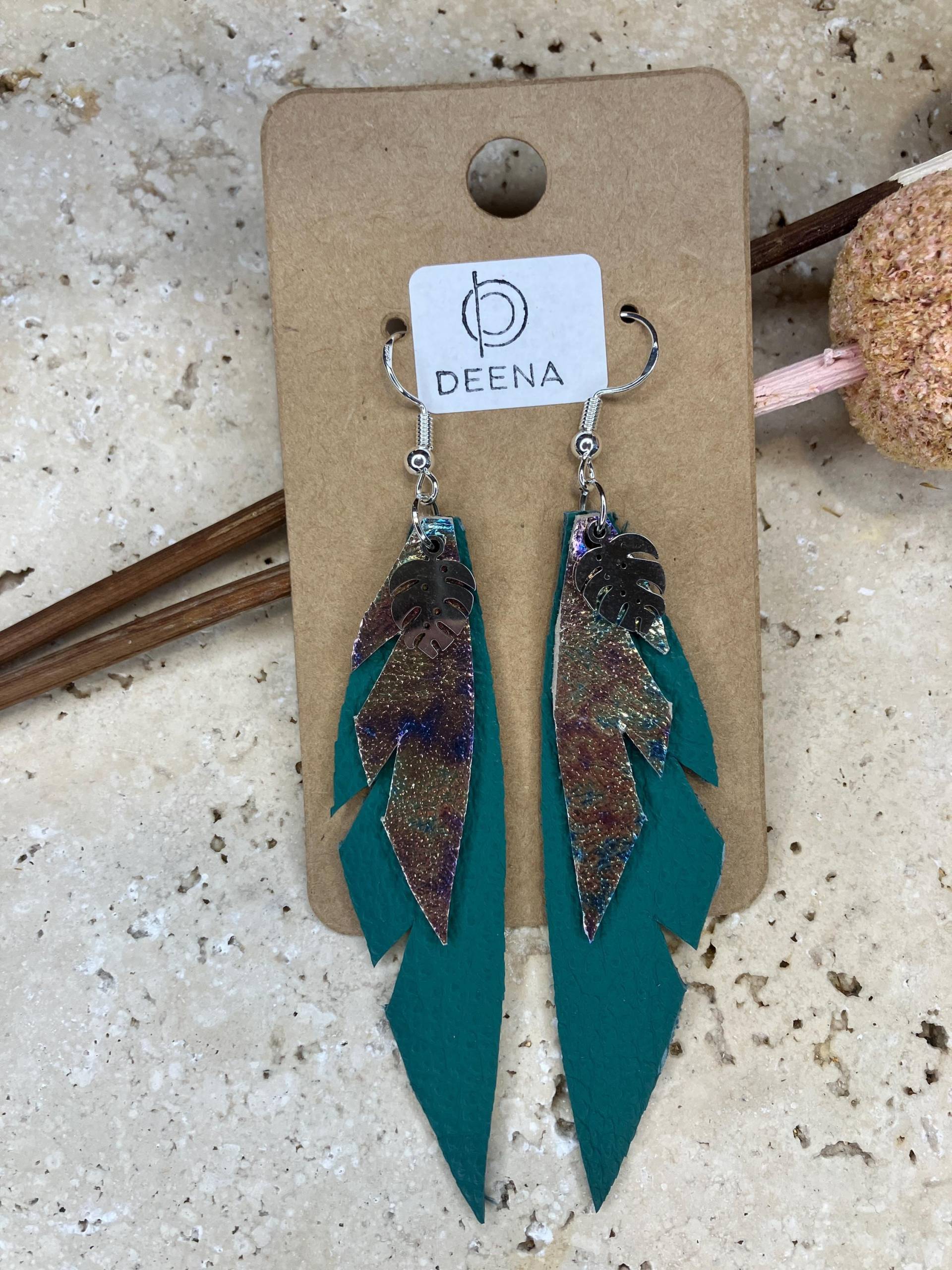 Deena - Handgemachte Ohrringe Aus Leder, Türkis Silber Metallic Mit Silberfarbenen Akzenten, Einzigartig & Ausgefallen von DeenaDesignDortmund