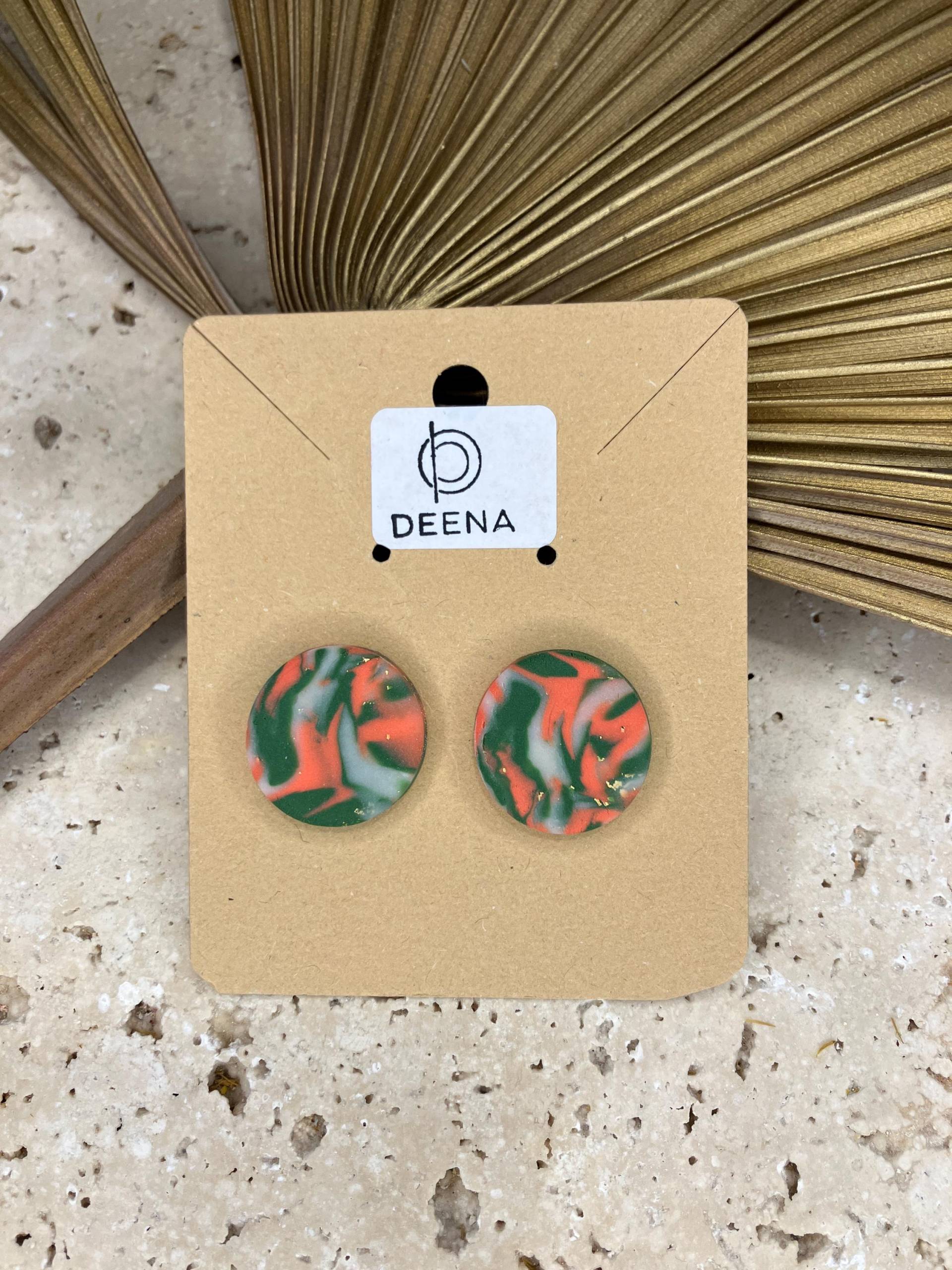 Deena - Handgemachte Ohrstecker Aus Polymer Ton, Grün Koralle Creme Blattgold, Elegant & Minimalistisch Deena - Handgemachte Ohrstecker Aus Polymer Ton, Grün Koralle Creme Blattgold, Elegant & Minimalistisch von DeenaDesignDortmund