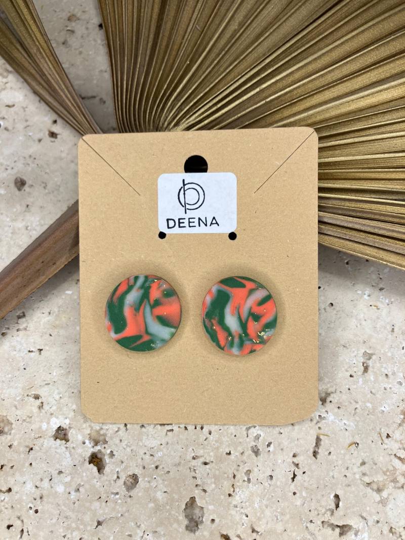 Deena - Handgemachte Ohrstecker Aus Polymer Ton, Grün Koralle Creme Blattgold, Elegant & Minimalistisch Deena - Handgemachte Ohrstecker Aus Polymer Ton, Grün Koralle Creme Blattgold, Elegant & Minimalistisch von DeenaDesignDortmund