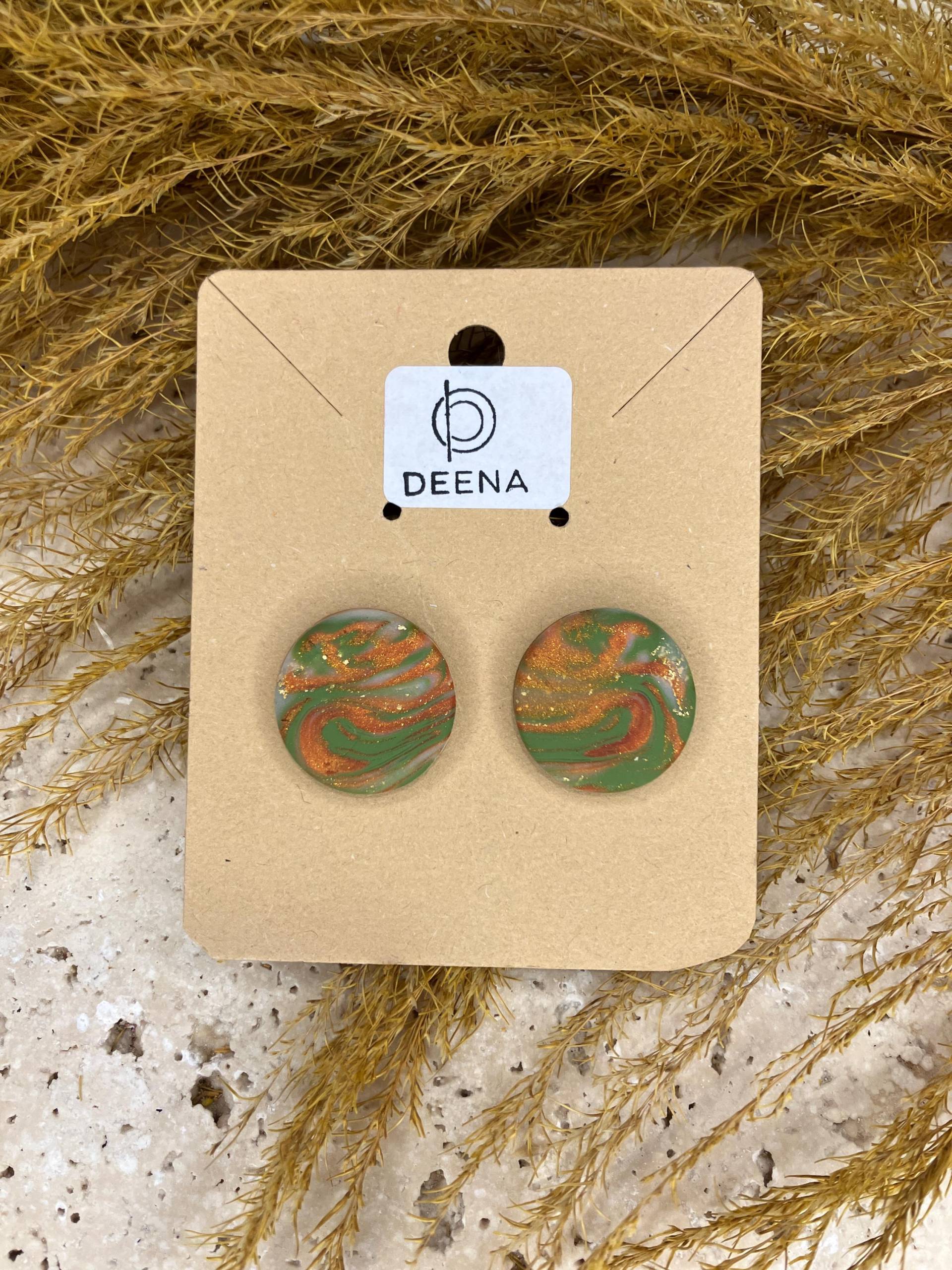 Deena - Handgemachte Ohrstecker Aus Polymer Ton, Olivgrün Orange Metallic Creme, Feminin & Stilvoll Deena - Handgemachte Ohrstecker Aus Polymer Ton, Olivgrün Orange Metallic Creme, Feminin & Stilvoll von DeenaDesignDortmund