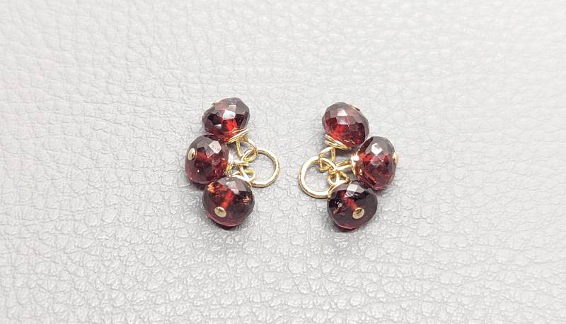 "Ohrring Charms Aus Einem "Roten Granat" 14 Karat Gold Filled." "Ohrring Charms Aus Einem "Roten Granat" 14 Karat Gold Filled." von DeepColorGems