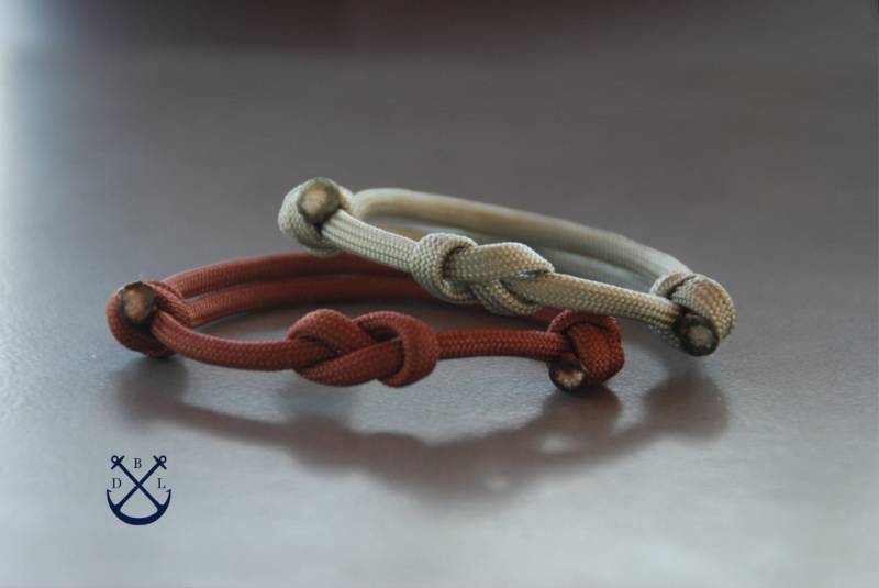 Seine Und Sie Minimalist Acht Knoten Armbänder 2Er Set Herren Damen Paare Geschenk Armband Schmuck von Deepbluelegend