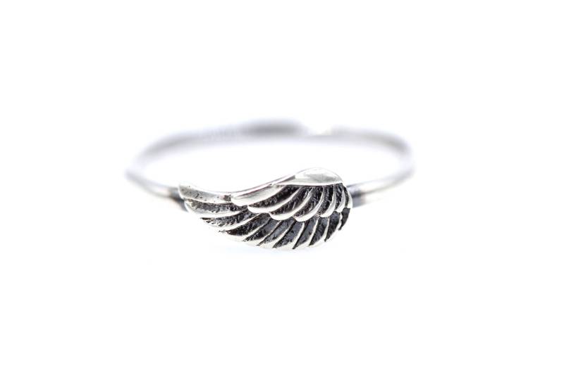 Flügel Ring Silber Engel Sterling Stapelbare Ringe Stapelring von DeerGirlDesigns