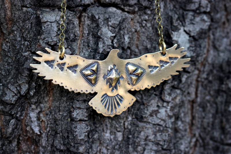 Thunderbird Halskette Hawk-Halskette Vogel-Halskette Gold-statement Südwestlichen Schmuck Messing-Adler-Halskette Großer von DeerGirlDesigns