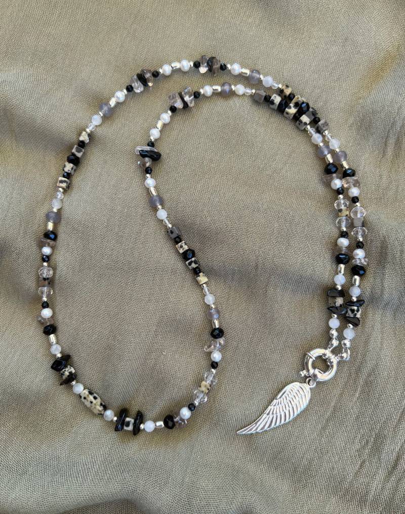 Schutz | Edelsteinkette Mit Jaspis, Onyx, Quarz, Perle, Achat Und Moostein Schutz | Edelsteinkette Mit Jaspis, Onyx, Quarz, Perle, Achat Und Moostein von DeerartByDanielaF