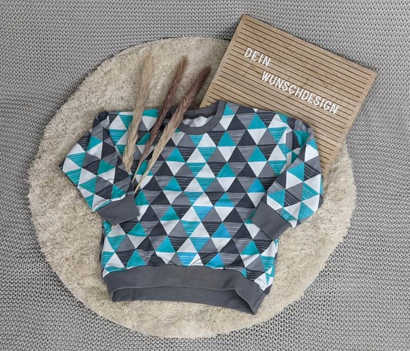 Oversize Sweater I Langarm Shirt Dreiecke Sweatstoff Oversize Sweater I Langarm Shirt Dreiecke Sweatstoff von DeinWunschDesignShop