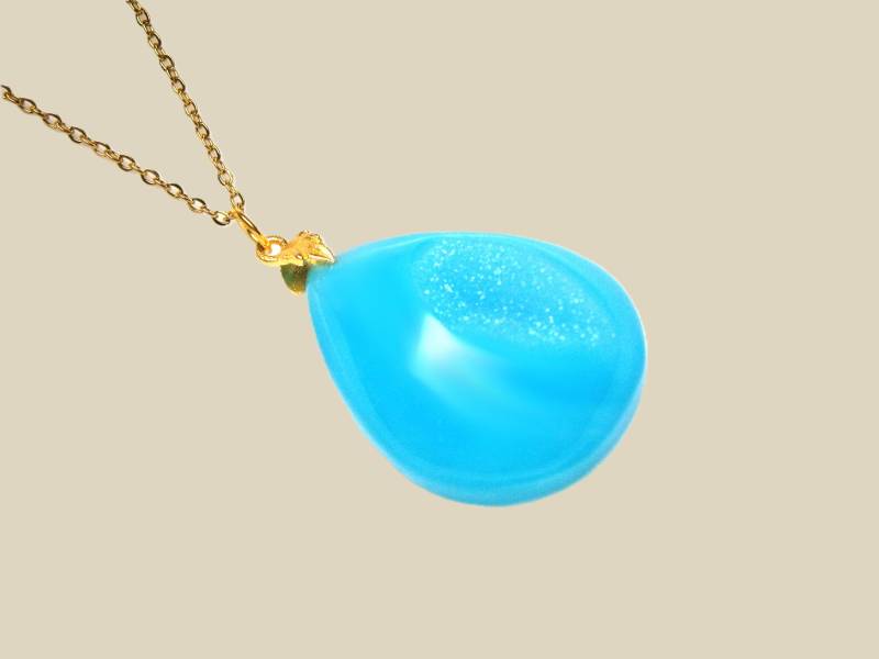 Halskette Mit Achat Tropfen Anhänger Vergoldete Edelstahl Kette Türkis-Blauem Edelstein, Kristallkette Geode Druse von DeineSchmuckFreundin