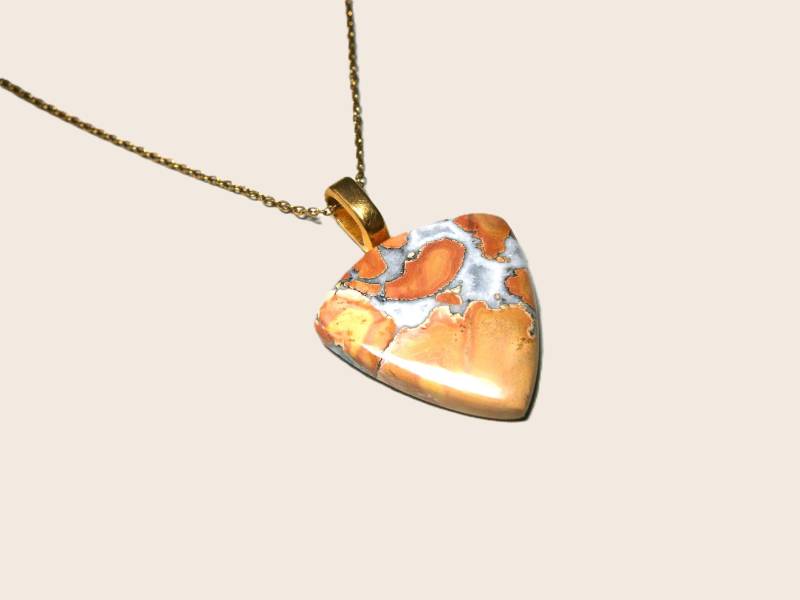 Halskette Mit Imperial Jaspis Vergoldete Kette Dreieckigem Edelstein Anhänger, Rotbraun-Grau Halskette Mit Imperial Jaspis Vergoldete Kette Dreieckigem Edelstein Anhänger, Rotbraun-Grau von DeineSchmuckFreundin